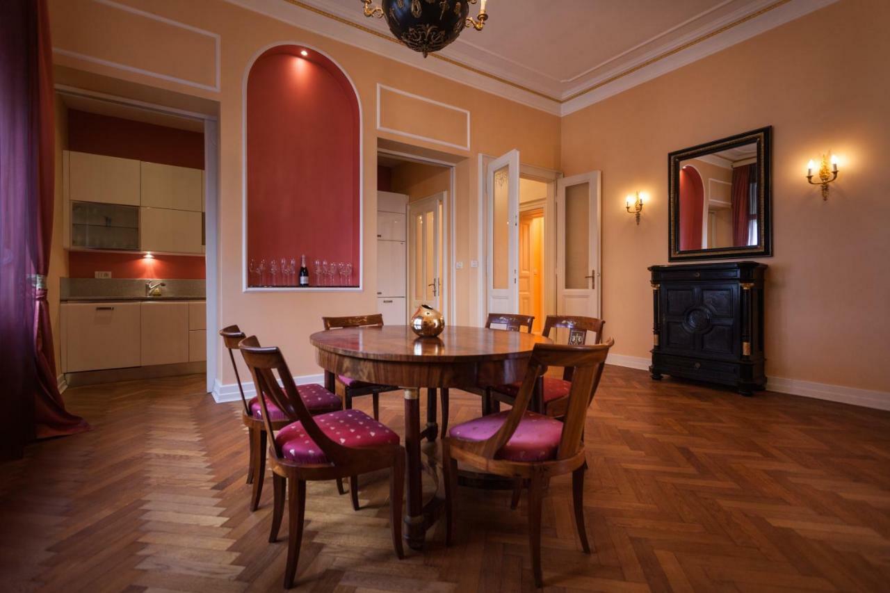 Filip'S Palace Luxurious Apartment Liubliana Exterior foto