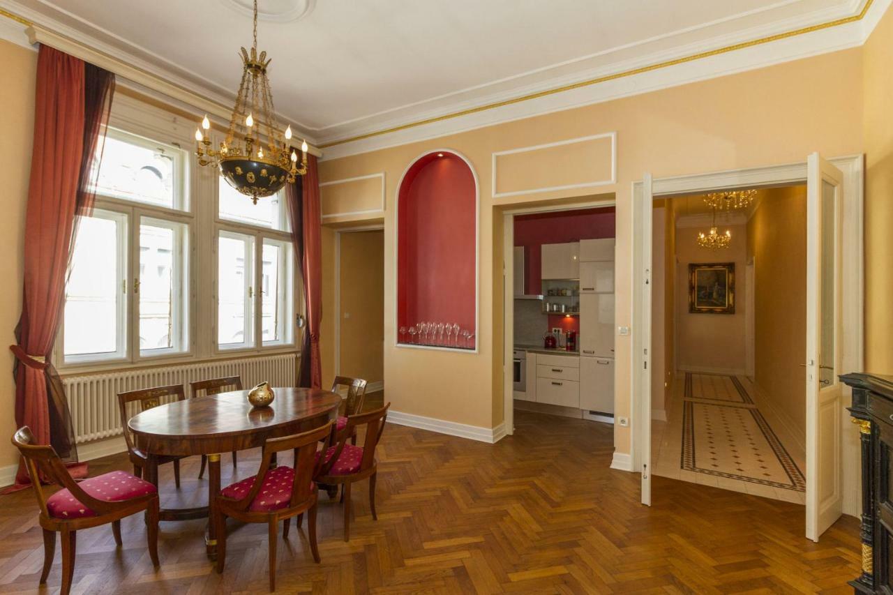 Filip'S Palace Luxurious Apartment Liubliana Exterior foto